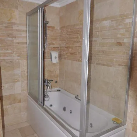 Apartment Gold City 1